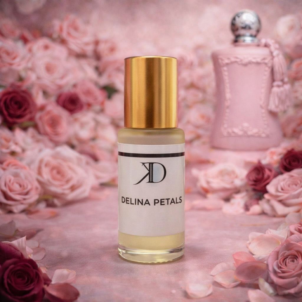 Delina Petals – Extrait de Parfum (5ml)